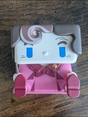 Popmart Dolores Umbridge Figure